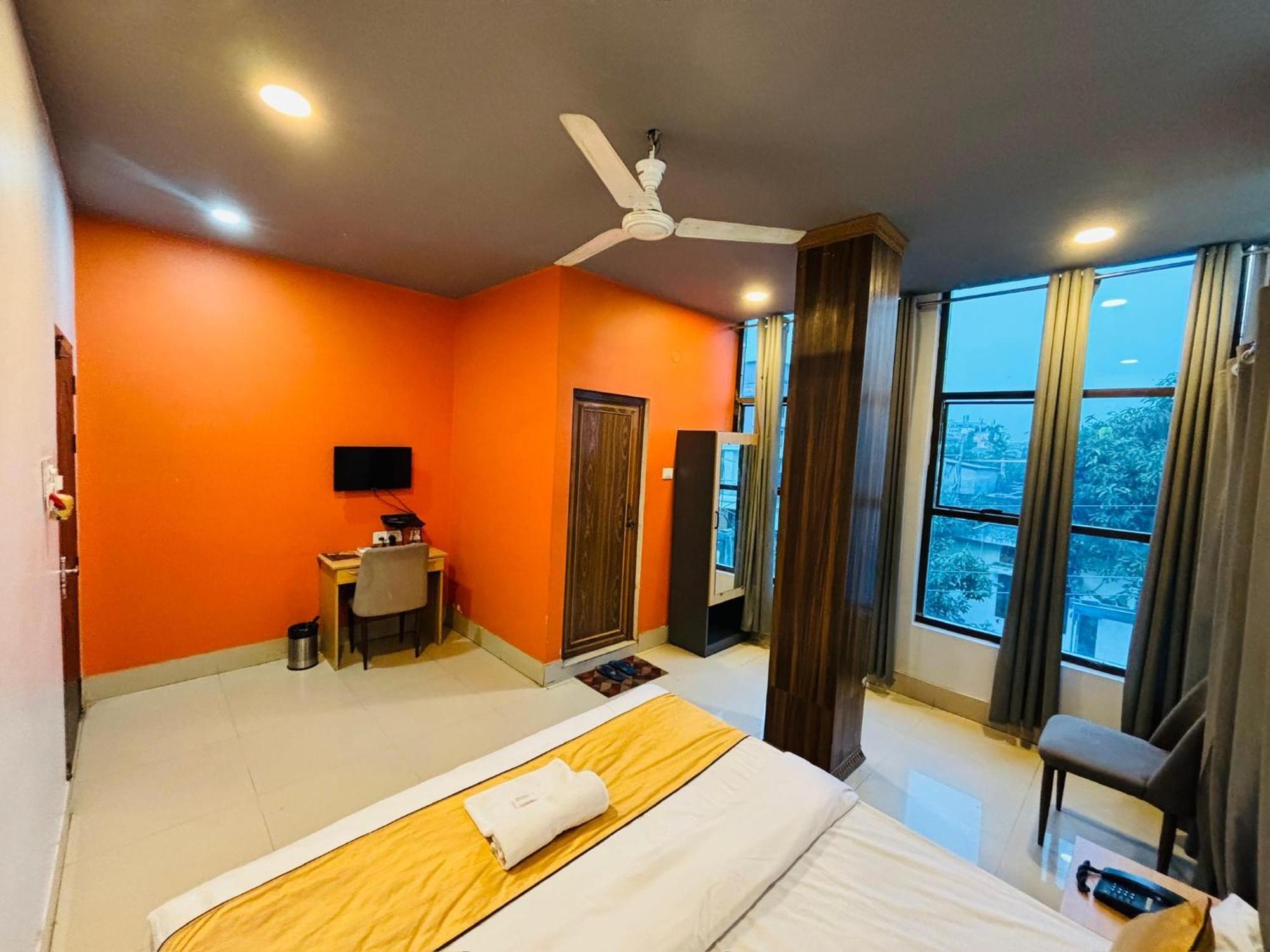 Hotel Aditya Palace Guwahati Exterior foto